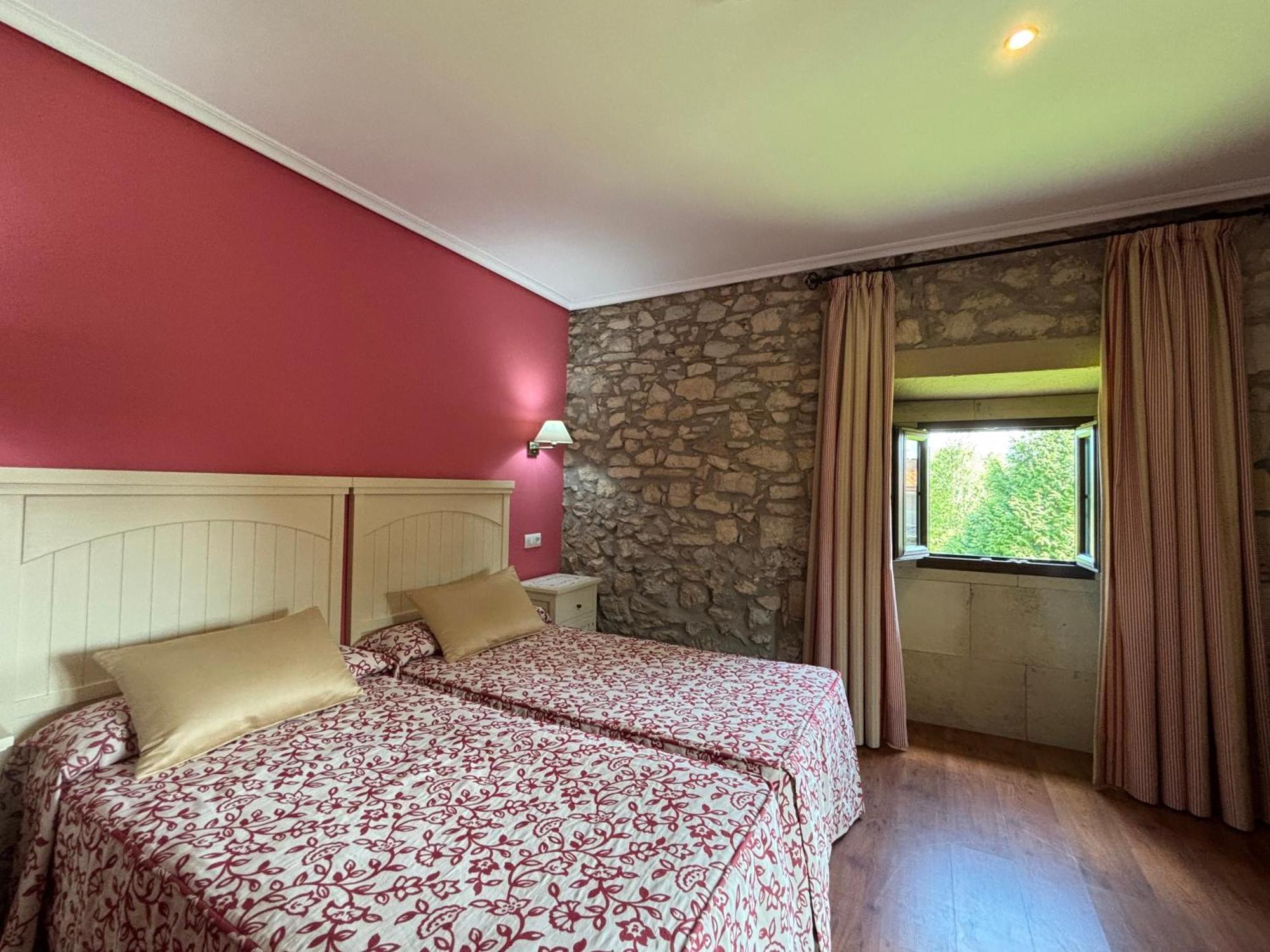 Hotel Casona Los Caballeros Santillana del Mar Eksteriør billede