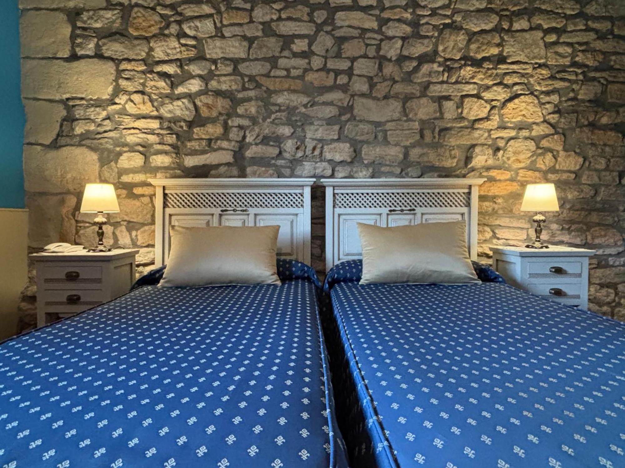 Hotel Casona Los Caballeros Santillana del Mar Eksteriør billede